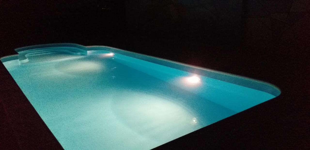 קרוואביצה Studio Apartmani Sehic מראה חיצוני תמונה